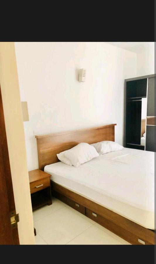 Apartment Cornish Apartment At Galle Face